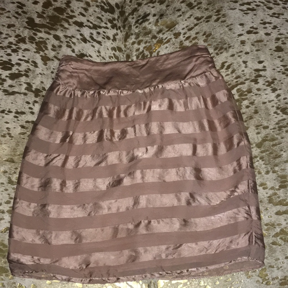 Champagne striped above knee skirt  size small